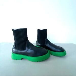 Women’s size 8.5 (39) Black and Green Ankle Boots
